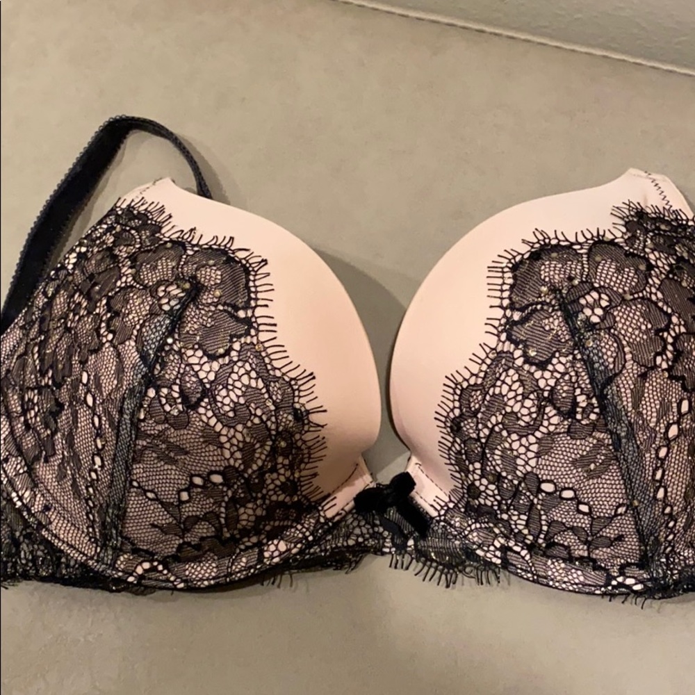 Victoria secret Lacey bra with sparkles
